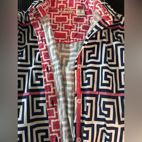 Tizzie long sleeve geometric button down top size small - Picture 6 of 16